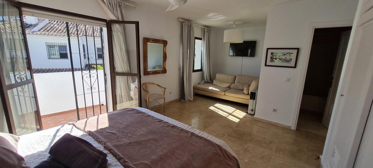 Maison Marbella Proche De La Mer Екстер'єр фото